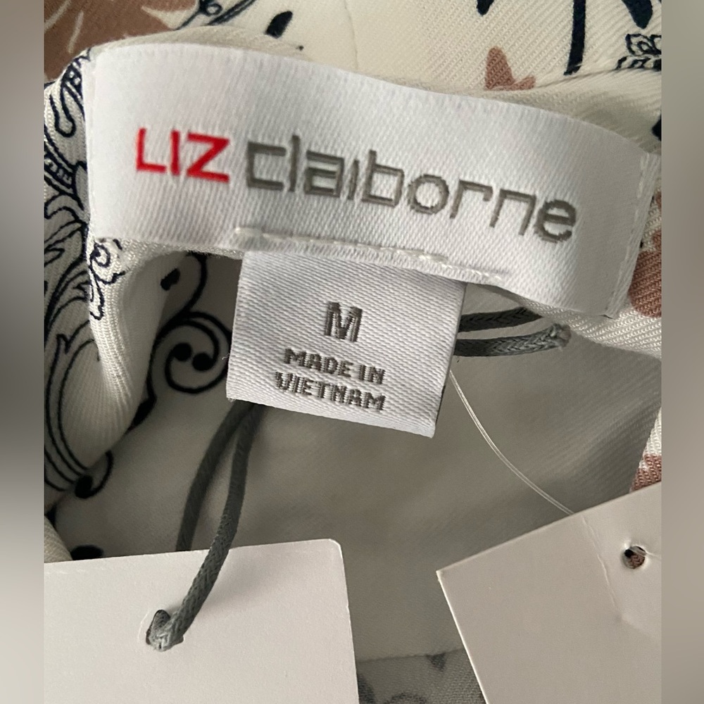 Liz Claiborne - Long Sleeve Button-Down Shirt (NWT) - Picture 3 of 5